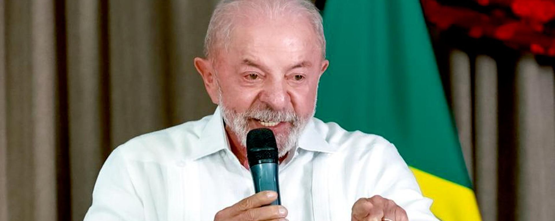 O presidente do Brasil, Luiz Inácio Lula da Silva, durante reunião de coordenação em Brasília, no Distrito Federal, em 5 de outubro de 2026 - Sputnik Brasil, 1920, 11.10.2026