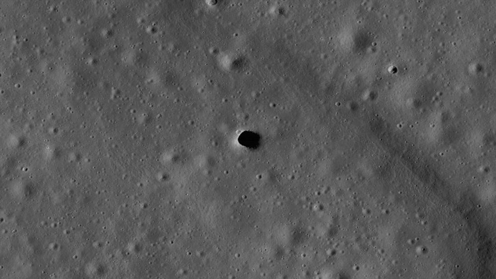 A cratera Marius Hills na superfície lunar A cratera Marius Hills na superfície lunar - Sputnik Brasil, 1920, 09.10.2026
