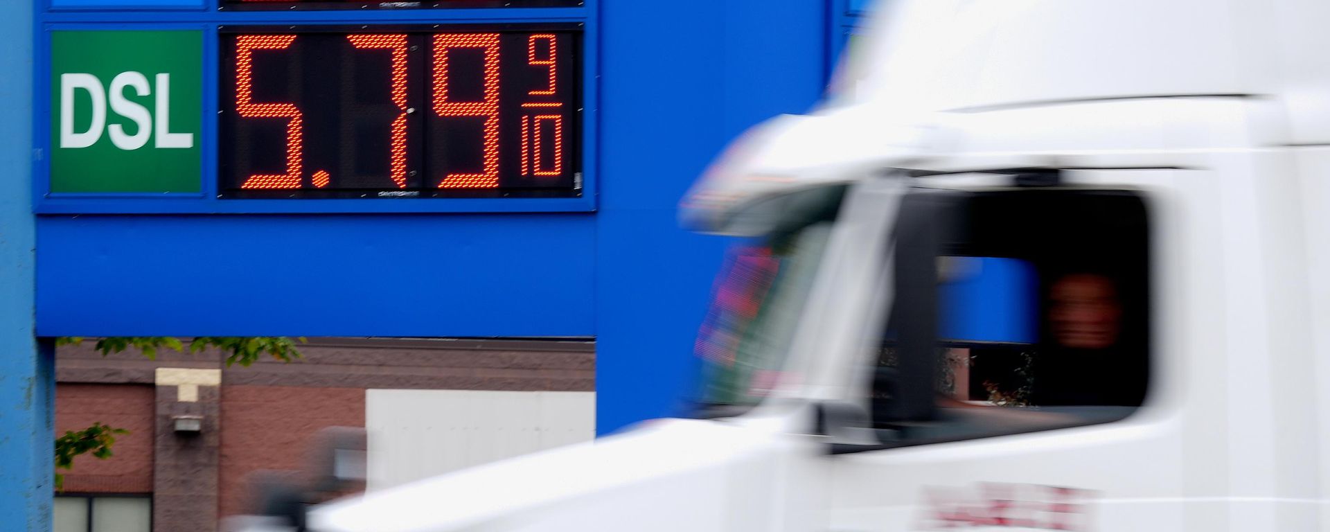 Preços do diesel são exibidos em um posto de gasolina em Minneapolis, 4 de setembro de 2026 Preços do diesel são exibidos em um posto de gasolina em Minneapolis, 4 de setembro de 2026 - Sputnik Brasil, 1920, 23.10.2026