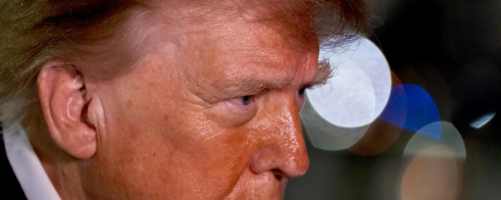 O presidente dos Estados Unidos, Donald Trump, durante conversa com a imprensa, em 10 de outubro de 2026 - Sputnik Brasil, 1920, 10.10.2026