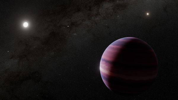 Esta ilustração mostra como poderia ser um gigante gasoso em órbita de Alpha Centauri A. Observações do sistema estelar triplo Alpha Centauri realizadas pelo Telescópio Espacial James Webb indicam a possível presença de um planeta com massa semelhante à de Saturno orbitando a estrela a uma distância cerca de duas vezes maior que a existente entre a Terra e o Sol. Na imagem, Alpha Centauri A aparece à esquerda do planeta, enquanto Alpha Centauri B, a outra estrela semelhante ao Sol do sistema, aparece à direita. O Sol é visível como um pequeno ponto luminoso entre as duas estrelas - Sputnik Brasil