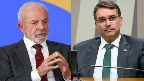 Flávio Bolsonaro aparece à frente de Lula em pesquisa para o segundo turno - Sputnik Brasil