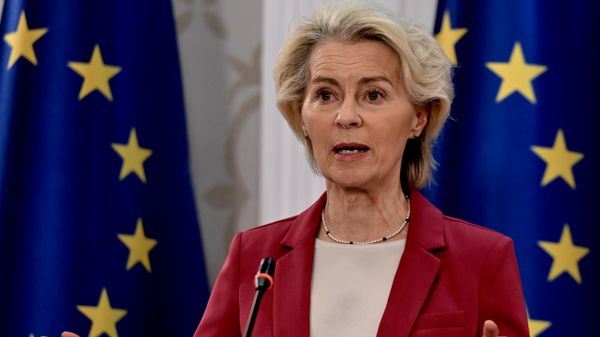 A presidente da Comissão Europeia, Ursula von der Leyen - Sputnik Brasil