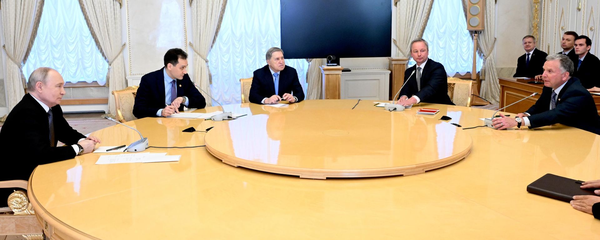 Presidente da Rússia, Vladimir Putin, encontra-se com o enviado especial dos EUA, Steve Witkoff - Sputnik Brasil, 1920, 21.10.2026