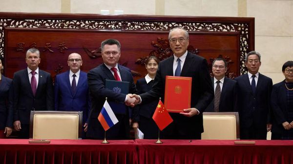 Presidentes dos Supremos Tribunais da China e da Rússia - Sputnik Brasil