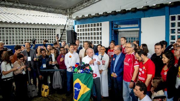 Lula no segundo turno das eleições presidenciais, 25 de outubro de 2026 - Sputnik Brasil