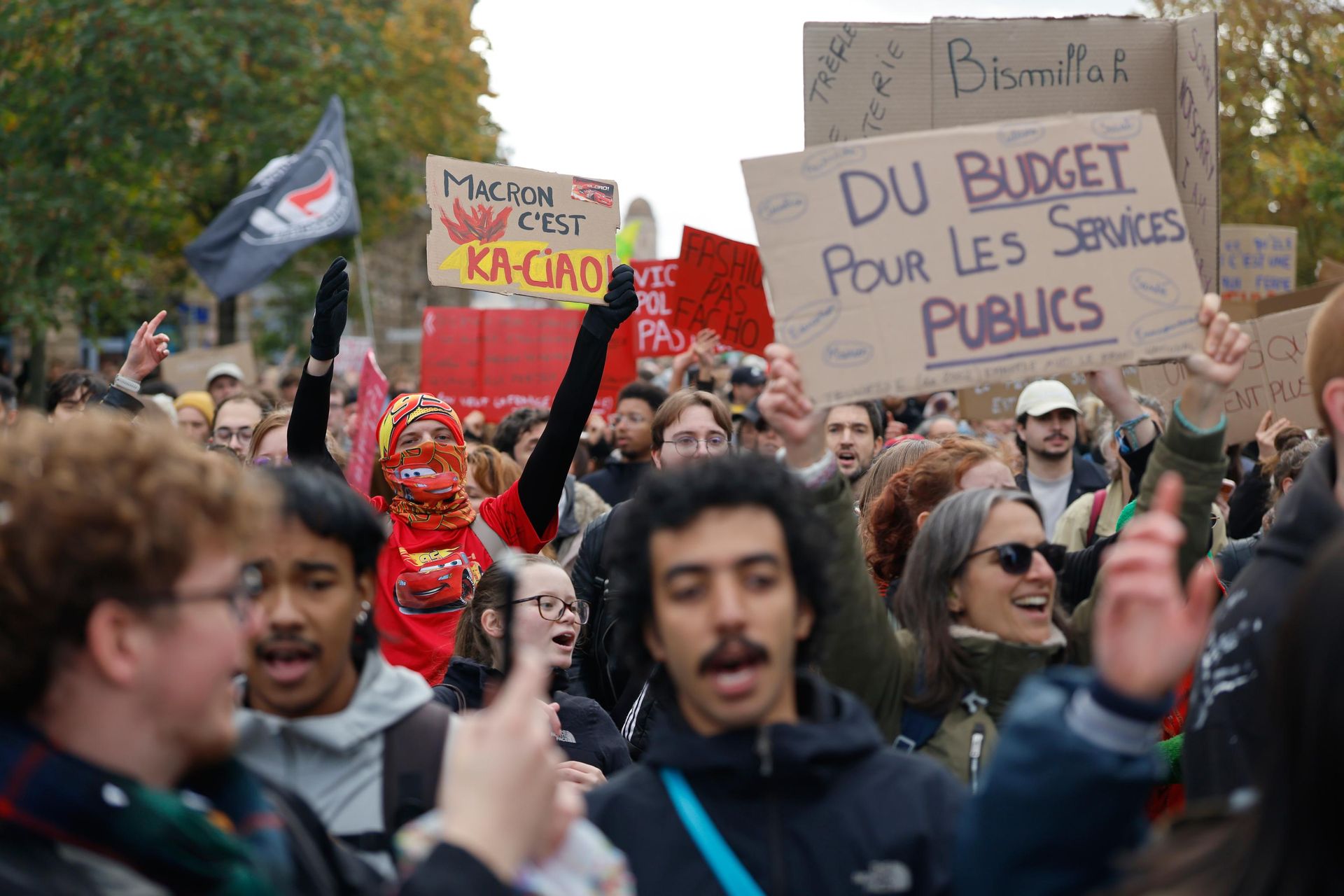Manifestantes protestam contra o aumento do custo de vida na França, em Estrasburgo. França, 24 de outubro de 2026 - Sputnik Brasil, 1920, 28.10.2026