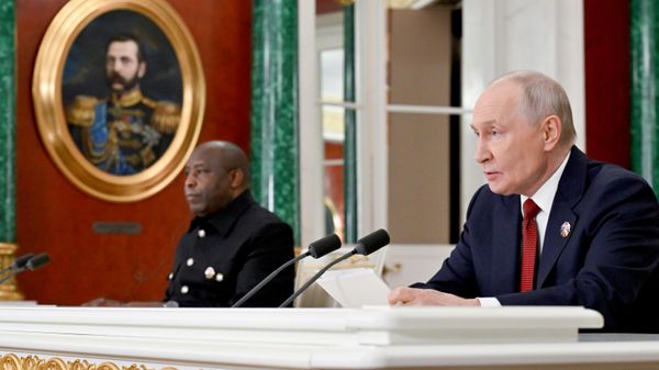 Declaração à imprensa do presidente Vladimir Putin e do presidente do Burundi e da União Africana, Évariste Ndayishimiye - Sputnik Brasil