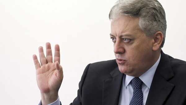 Aldemir Bendine, ligado á Dilma, assume a Petrobras - Sputnik Brasil