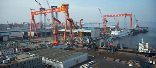 Porta-aviões chinês Liaoning - Sputnik Brasil