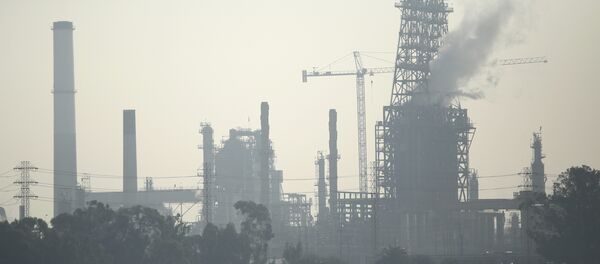 Refinaria nos EUA - Sputnik Brasil