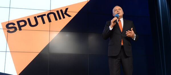 Dmitry Kiselev apresenta a agência e rádio Sputnik - Sputnik Brasil
