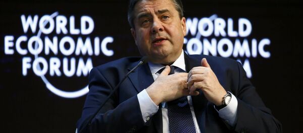 O ministro da Economia alemão Sigmar Gabriel fala no Fórum Econômico Mundial - Sputnik Brasil
