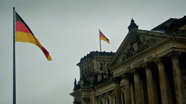Bandeira alemã na Bundestag. - Sputnik Brasil