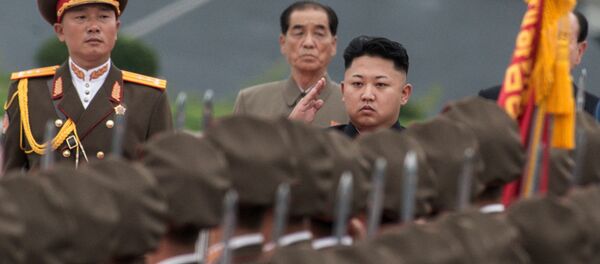 Kim Jong-un, líder da Coreia do Norte, na cerimônia de inauguração do Museu da Vitória na Guerra da Coreia, Pyongyang - Sputnik Brasil