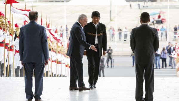 O presidente da Bolívia, Evo Morales, é recebido no Palácio do Planalto pelo presidente Michel Temer. - Sputnik Brasil