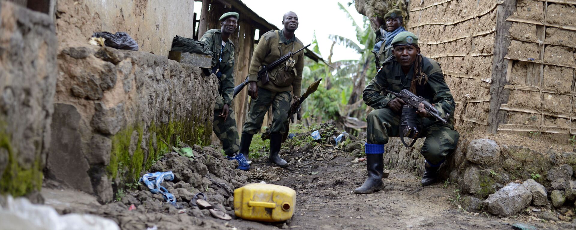 Soldados do Exército da República Democrática do Congo (RDC) durante operação contra rebeldes (foto de arquivo) - Sputnik Brasil, 1920, 14.02.2025