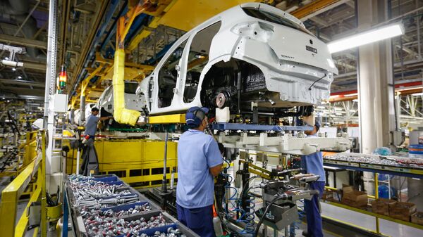 A produção industrial brasileira cresceu 7% em abril, em comparação com maio deste ano, segundo a Pesquisa Industrial Mensal (PIM), do Instituto Brasileiro de Geografia e Estatística (IBGE) - Sputnik Brasil
