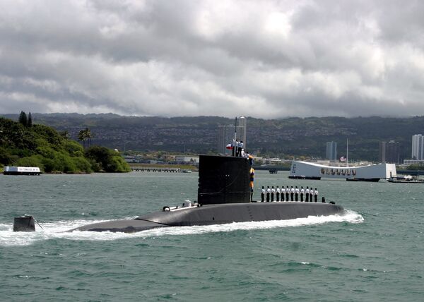 Submarino chileno na base naval norte-americana de Pearl Harbor, Havaí - Sputnik Brasil