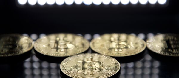 Moedas do bitcoin, Londres Moedas do bitcoin, Londres - Sputnik Brasil