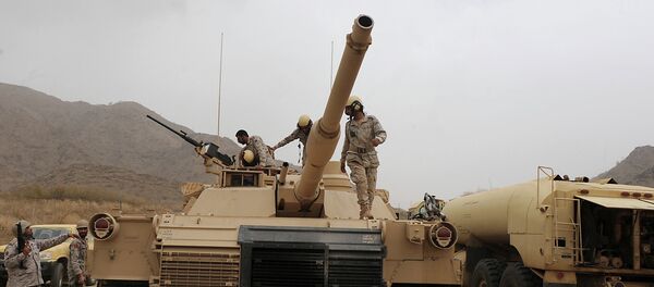 Soldados sauditas na fronteira entre a Arábia Saudita e o Iêmen - Sputnik Brasil