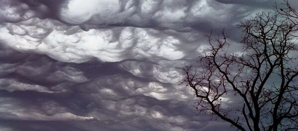 Nuvens do Juízo Final (imagem ilustrativa) - Sputnik Brasil