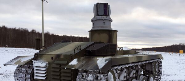 Robô de combate Nerekhta - Sputnik Brasil