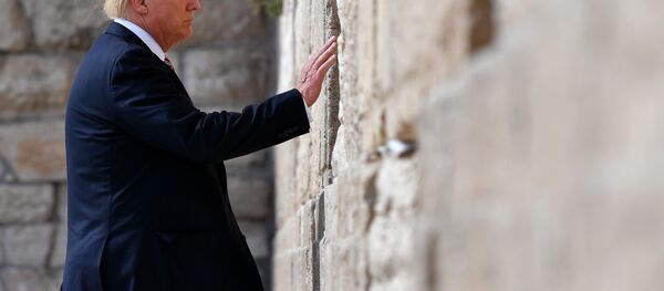 Presidente norte-americano, Donald Trump, no Muro das Lamentações, Cidade Velha de Jerusalém - Sputnik Brasil