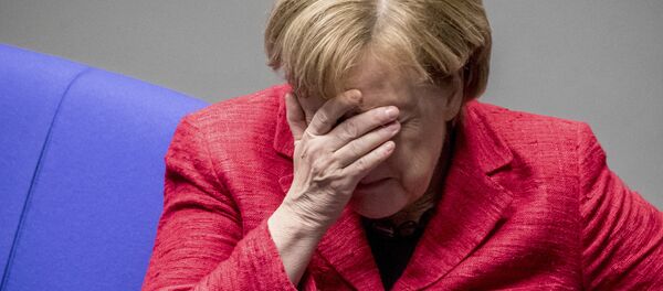 German Chancellor Angela Merkel attends a plenary session of German parliament Bundestag in Berlin, Tuesday, Nov. 21, 2017 - Sputnik Brasil