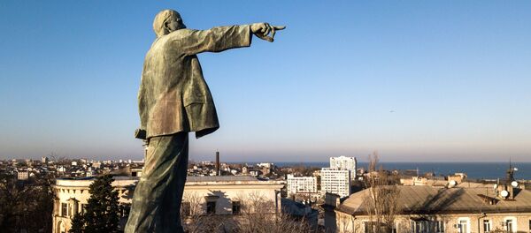 Monumento a Lenin na cidade de Sevastopol, na Crimeia - Sputnik Brasil
