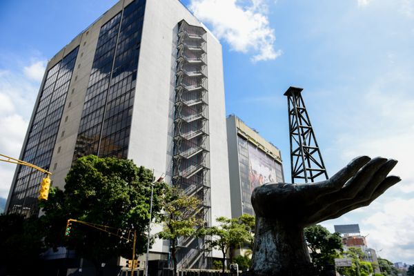 China renuncia ao petróleo venezuelano em meio às sanções dos EUA, segundo mídia - Sputnik Brasil