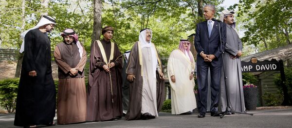 Barack Obama e líderes de vários países árabes do golfo Pérsico durante encontro em Camp David - Sputnik Brasil