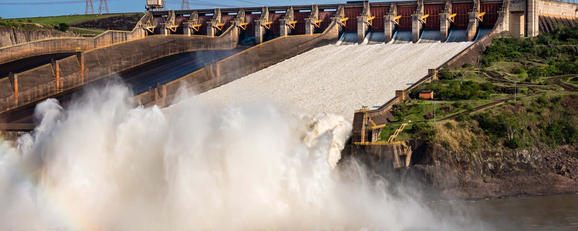 Itaipu é uma das seis usinas que integram o Grupo Eletrobras - Sputnik Brasil, 1920, 28.07.2021