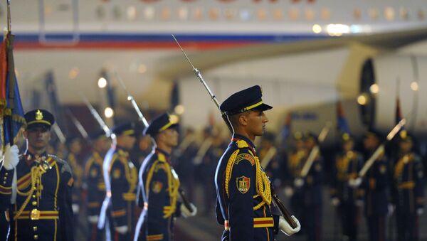 Militares da guarda de honra durante a visita do presidente russo Vladimir Putin ao Cairo (foto de arquivo) - Sputnik Brasil