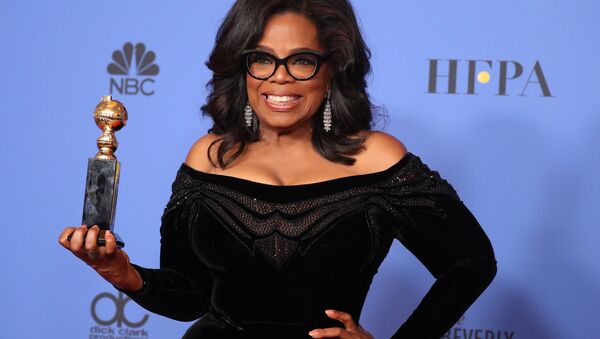 Apresentadora Oprah Winfrey durante a premiação do Globo de Ouro - Sputnik Brasil