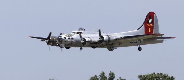 Boeing B-17 Flying Fortress construído pela Boeing durante a Segunda Guerra Mundial para a Força Aérea dos EUA - Sputnik Brasil