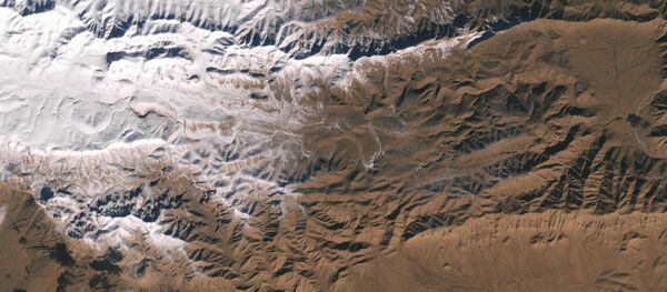 Neve no desrto do Saara - Sputnik Brasil