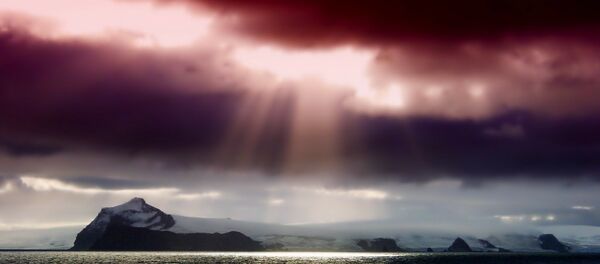 Nuvens sobre a Antártida - Sputnik Brasil