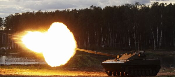 Tanque russo 2S25 Sprut-SD sendo exposto no Fórum EXÉRCITO 2016 (foto de arquivo) - Sputnik Brasil
