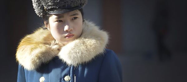 Agente de trânsito norte-coreana - Sputnik Brasil