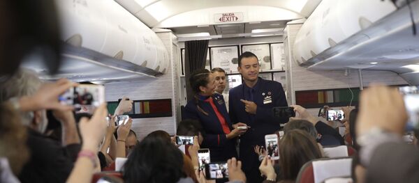 Papa celebra matrimônio durante voo no Chile - Sputnik Brasil