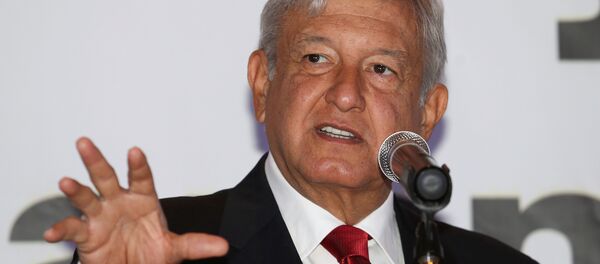 Andrés Manuel López Obrador, aspirante a la presidencia de México - Sputnik Brasil