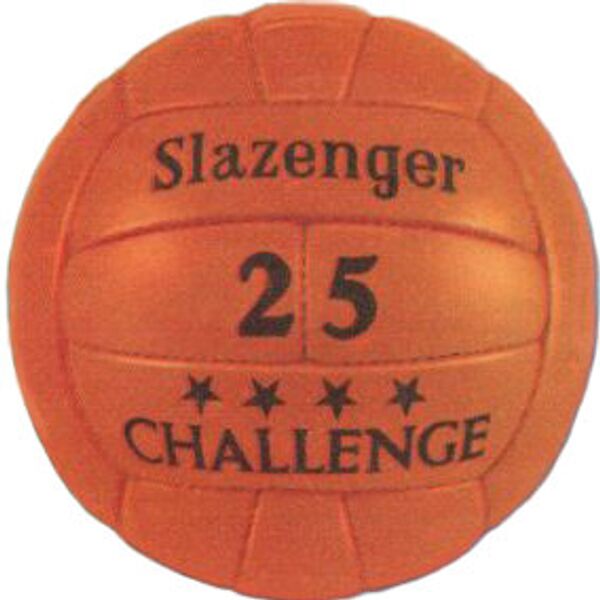 Challenge 4-Star, a última bola antes da era Adidas em Copas do Mundo. Foi utilizada em 1966, na Inglaterra. - Sputnik Brasil