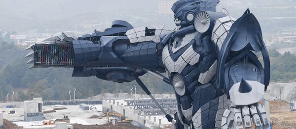 Produção do robô transformador no Vale Oriental da Ciência em Guiyang, China Produção do robô transformador no Vale Oriental da Ciência em Guiyang, China - Sputnik Brasil