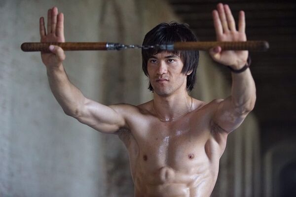 Bruce Lee afegão, Abbas Alizadeh - Sputnik Brasil