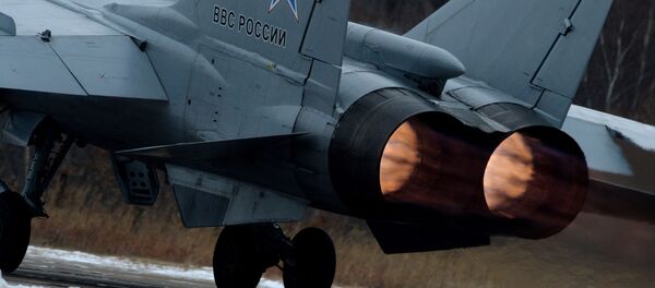 Decolagem do caça MiG-31 durante manobras - Sputnik Brasil