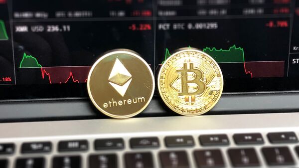 Ethereum y bitcoin - Sputnik Brasil