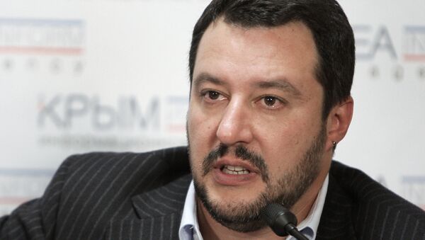 Matteo Salvini, líder do partido ultranacionalista italiano Lega Nord - Sputnik Brasil