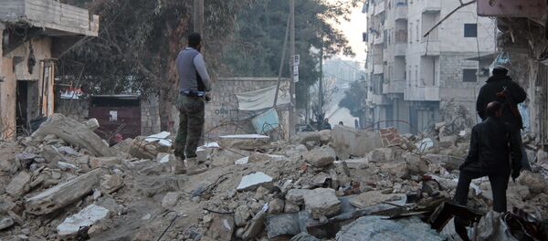 Combatentes se preparam para invadir a sede do Estado islâmico - Sputnik Brasil