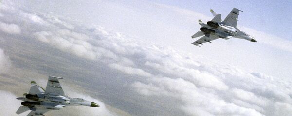 Caças russos Su-27 - Sputnik Brasil